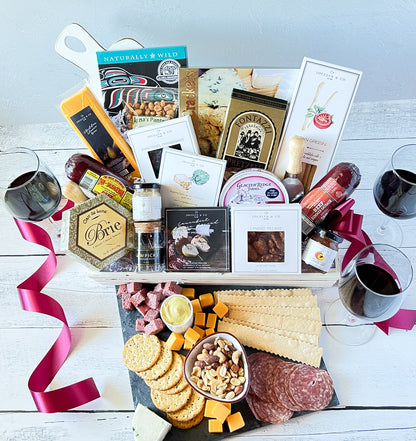 Holiday Gourmet Charcuterie Collection
